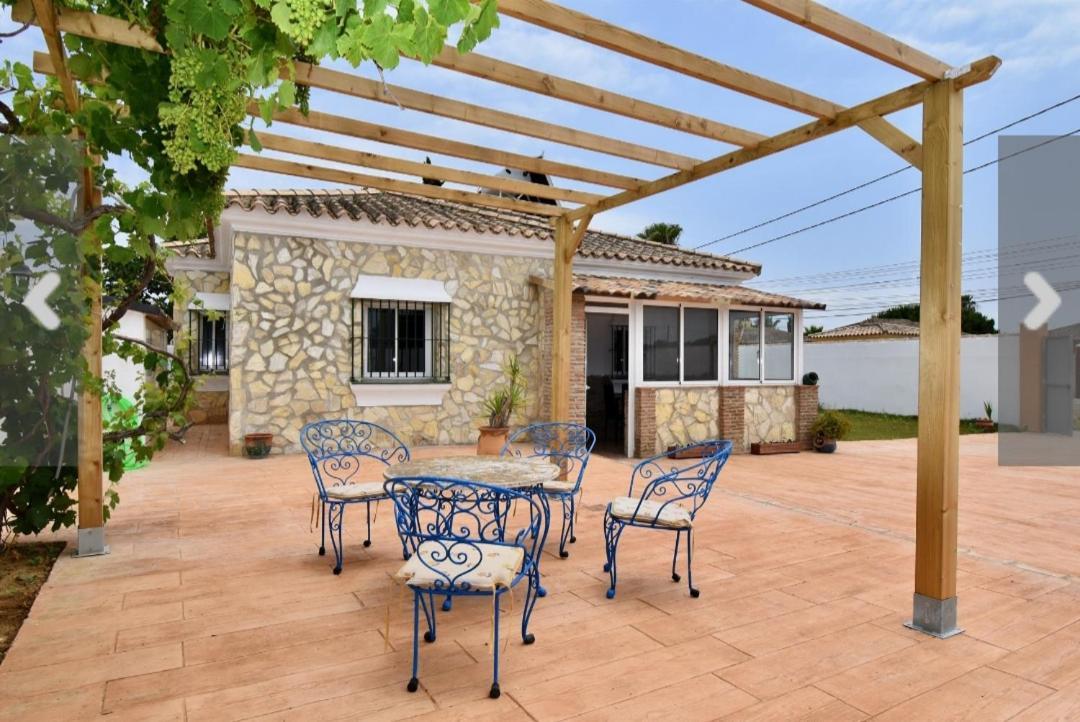 Chalet Villa Caulina Chiclana de la Frontera Dış mekan fotoğraf